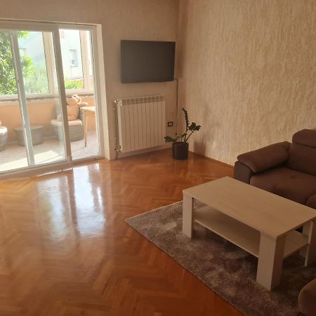 Apartment Donna Rijeka Exterior photo