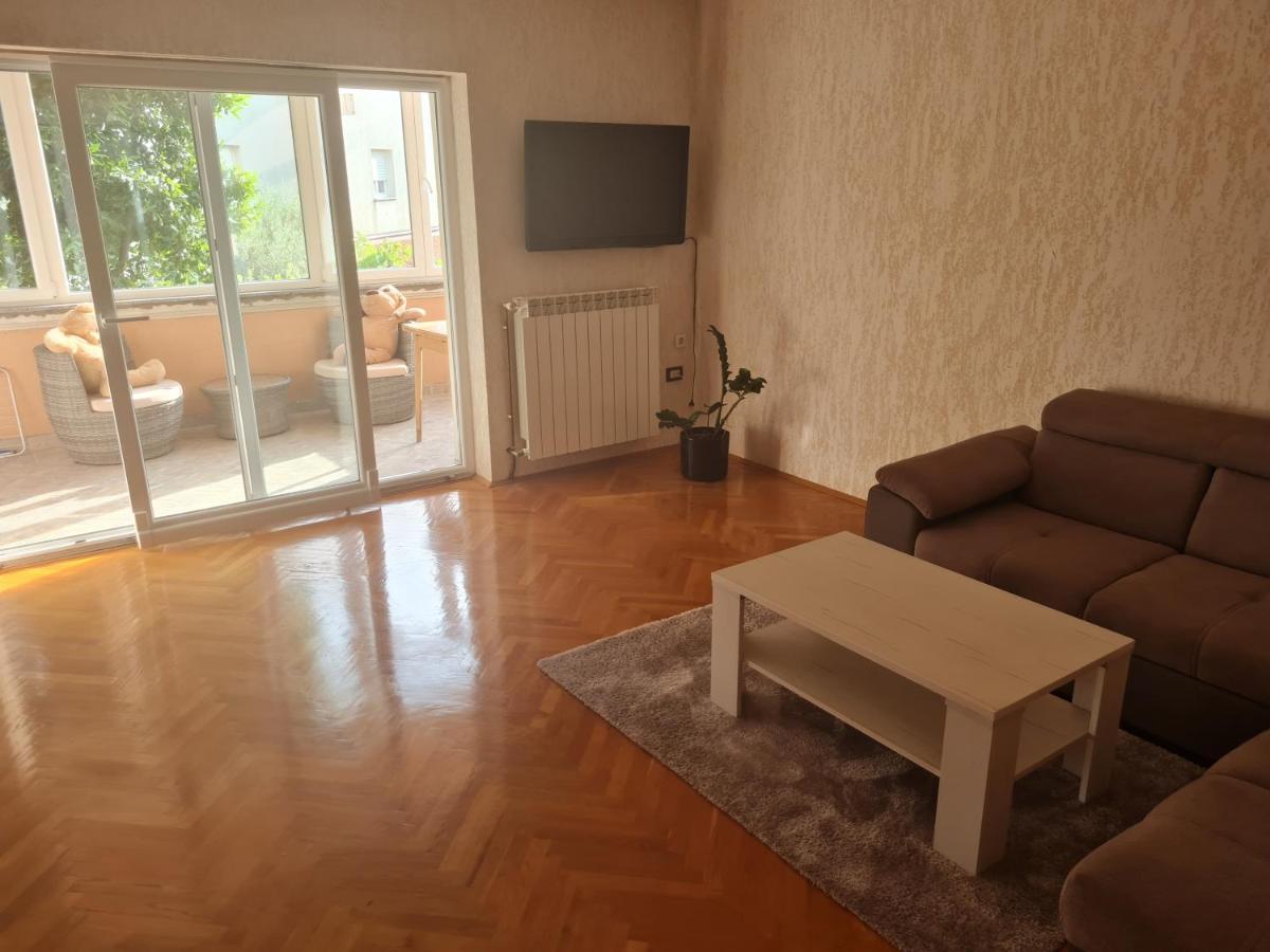 Apartment Donna Rijeka Exterior photo